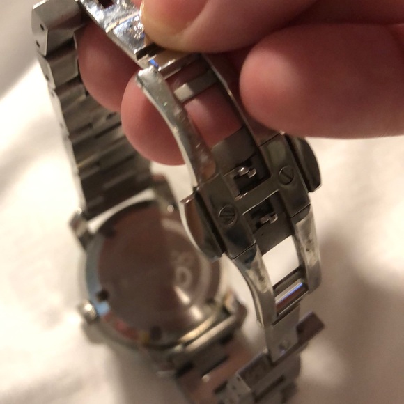 Movado Watch MUST SELL EVERYTHING - Picture 3 of 4